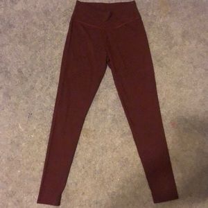 NWT maroon legging